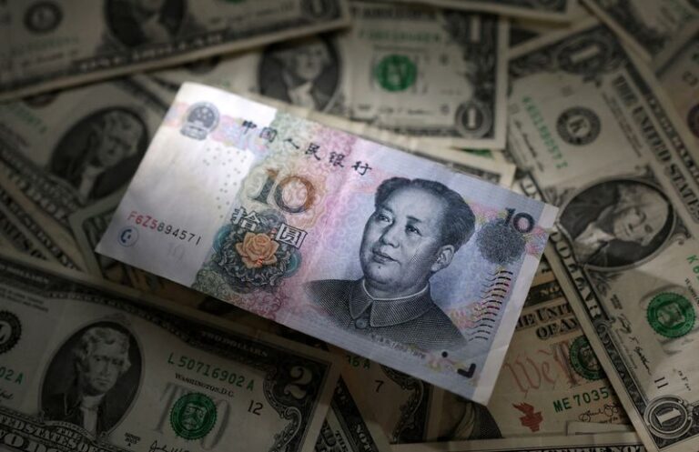 EXCLUSIVE – China’s major state banks sell dollars for yuan in London, New York an hour