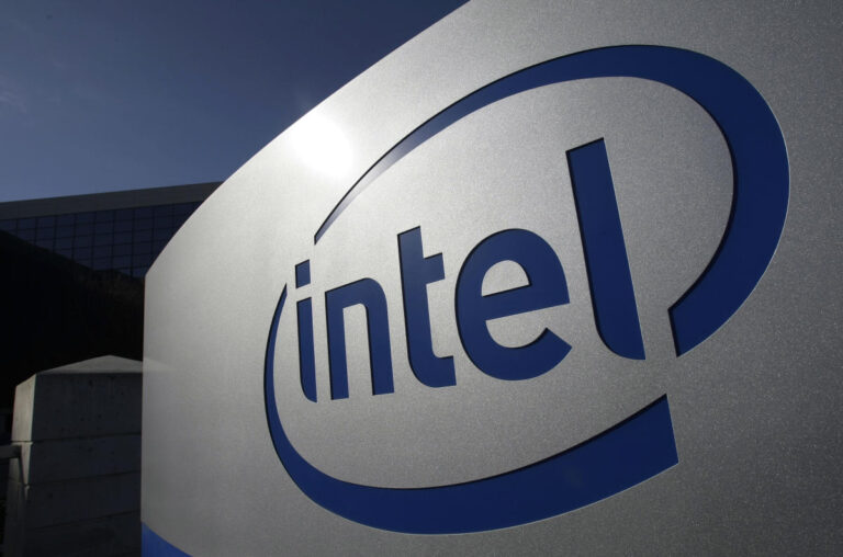 Intel canceled a $5.4 billion tower deal after it failed to get regulatory approvals