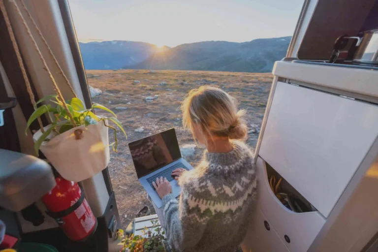 How to Achieve Work-Life Harmony in a Remote Work Environment: Balance Bliss!