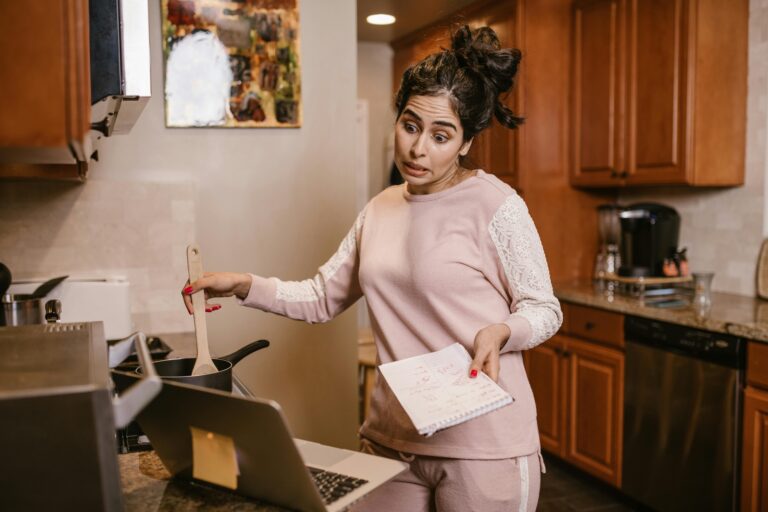 Is Hybrid Work Here to Stay? What Companies Are Betting On in 2025