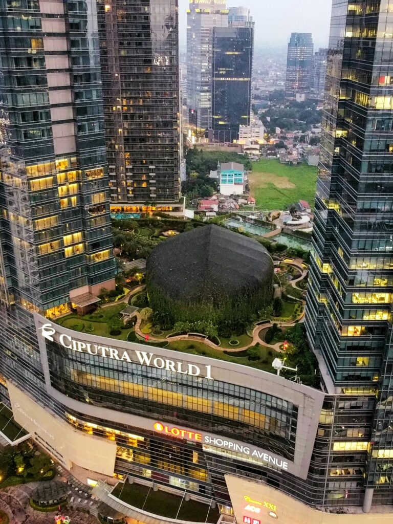 The New Middle Powers: Countries Quietly Gaining Influence Without Headlines